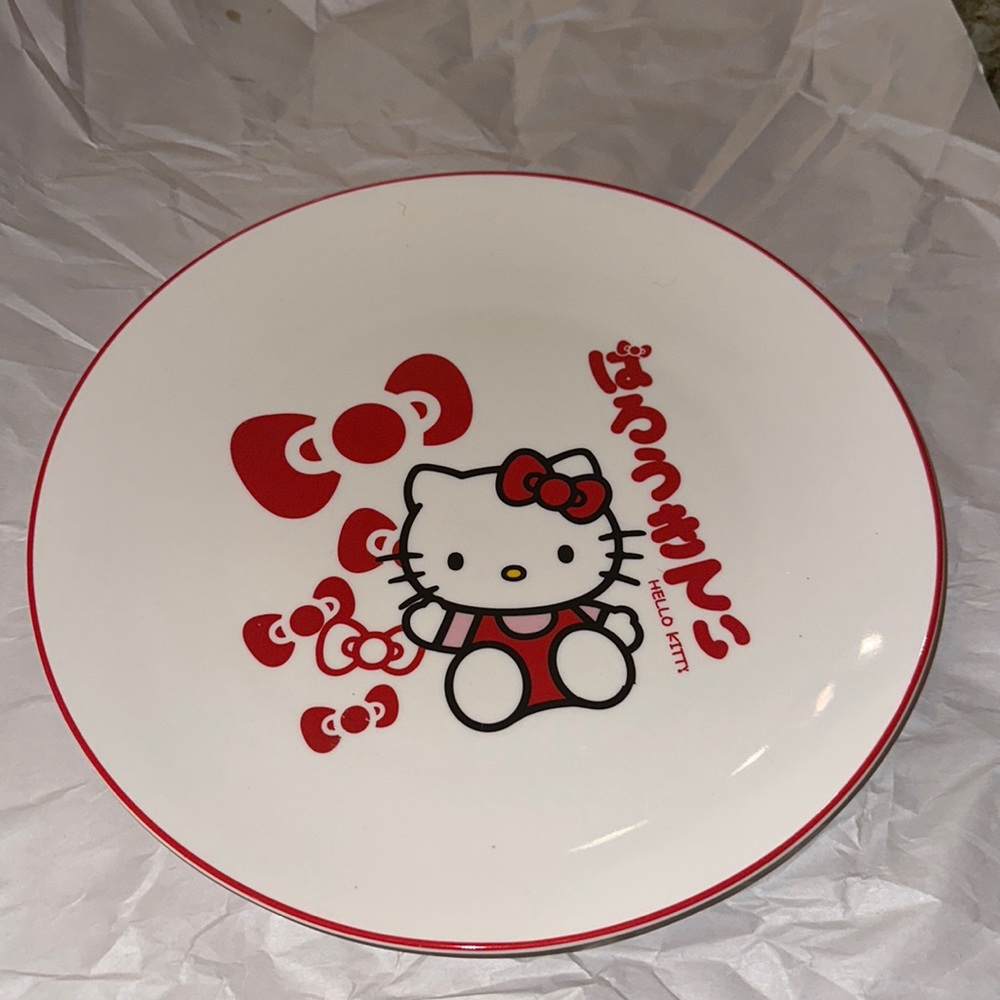 Hello Kitty plate